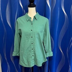 Universal Thread Green Button-Up Shirt, Relaxed Fit